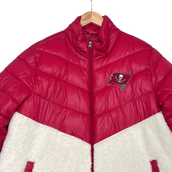 NFL Tampa Bay Buccaneers Puffer Jacket Women Sz XXL Red White Quilted Full Zip - Picture 2 of 9